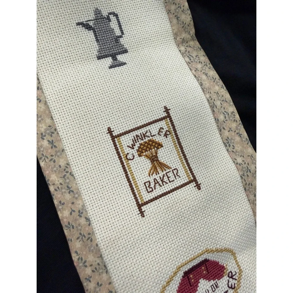 Old Salem Hand‎ Cross Stitch Wall Hanging Tapestry Vintage Rustic Decor